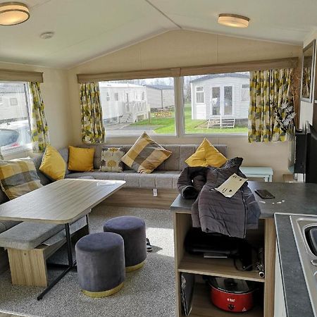 Lakeland Leisure Park Hotell Flookburgh Exteriör bild
