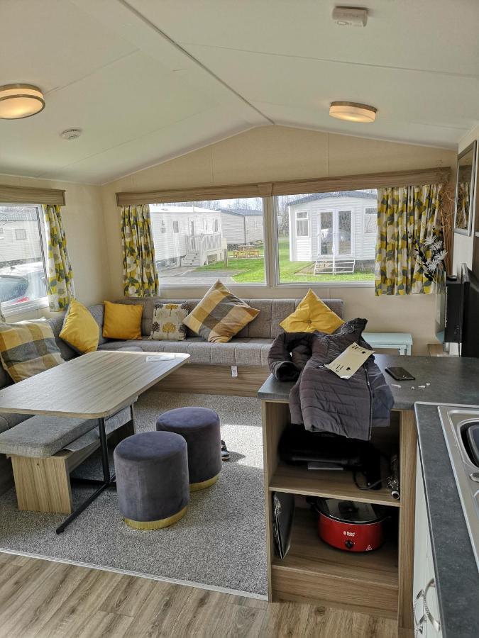 Lakeland Leisure Park Hotell Flookburgh Exteriör bild