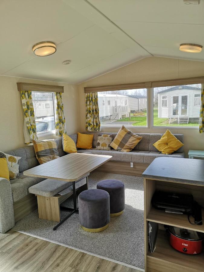 Lakeland Leisure Park Hotell Flookburgh Exteriör bild