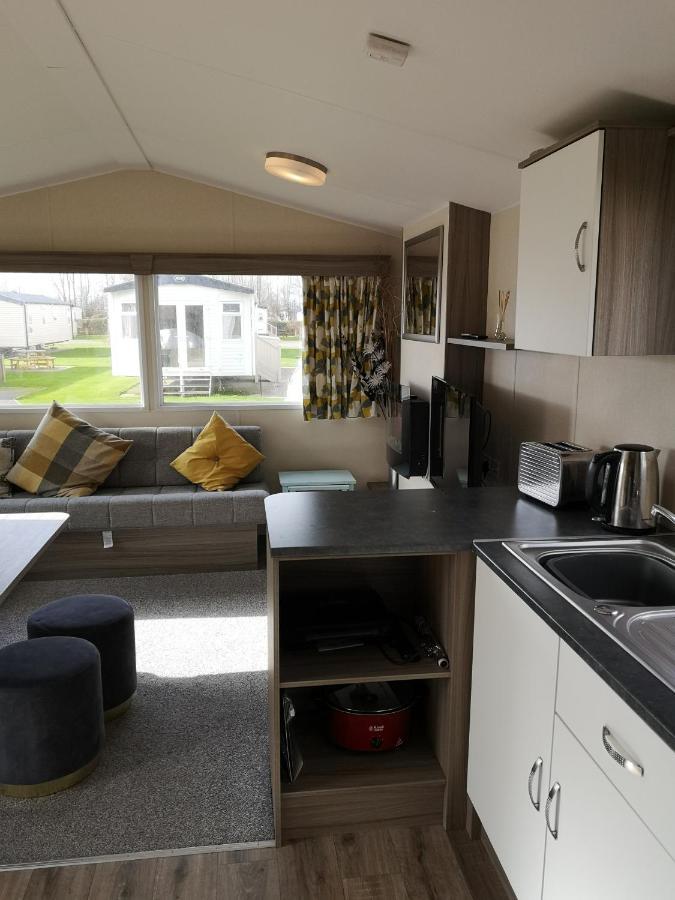 Lakeland Leisure Park Hotell Flookburgh Exteriör bild